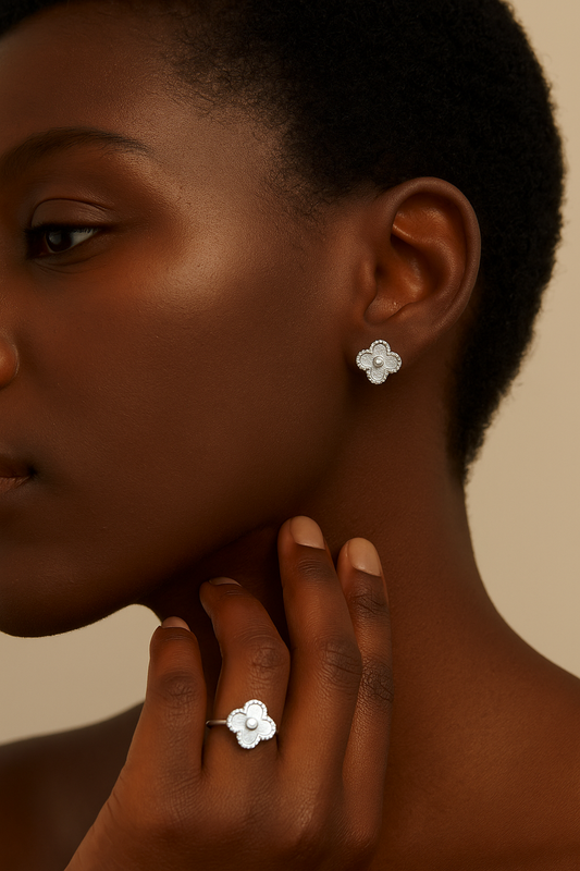 Silver Clover Stud Earrings – Van Cleef Inspired Minimalist Elegance