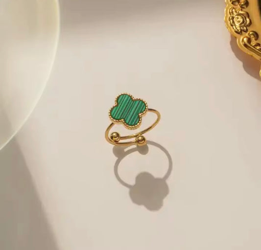 Elegant Green Clover Adjustable Ring